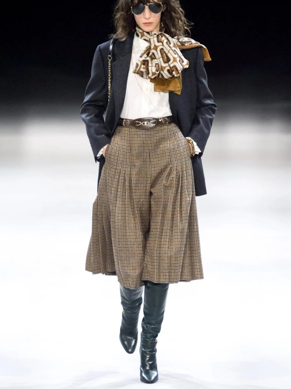 CELINE wool houndstooth wide leg culotte pants